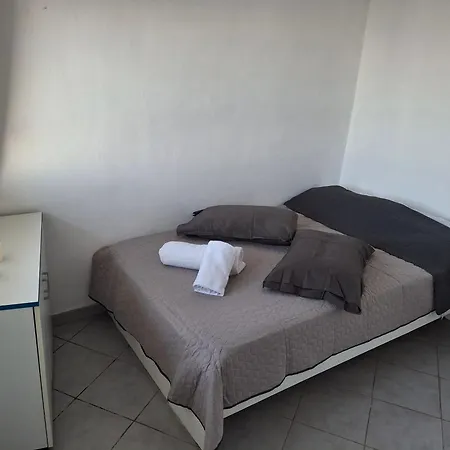 Poseidon Street νεα μεσαγγαλα γκαρσονιέρα 4 Apartment *