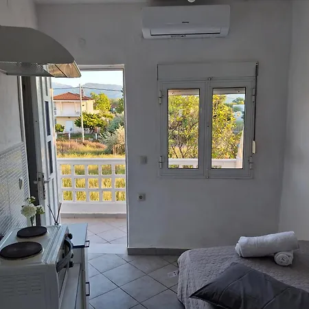 Poseidon Street νεα μεσαγγαλα γκαρσονιέρα 4 Apartment *
